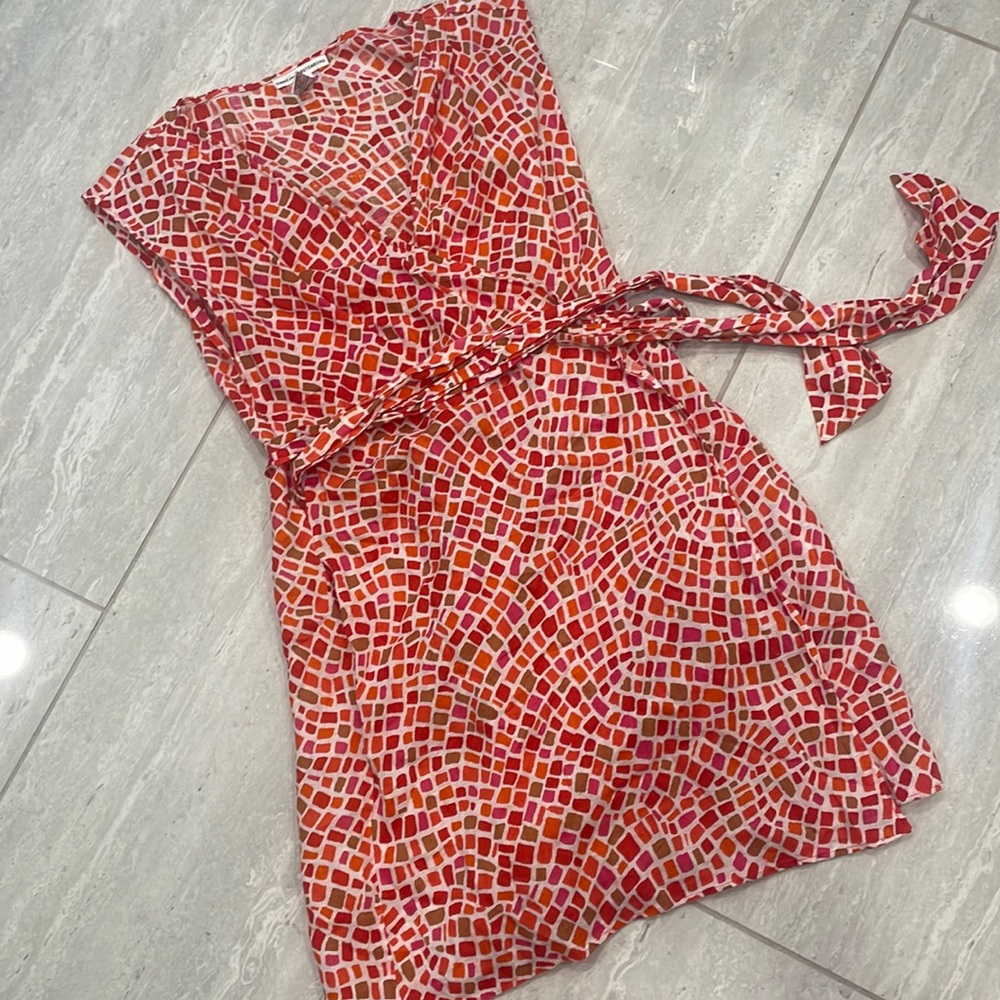 Diane Von Furstenberg Linen wrap dress, medium